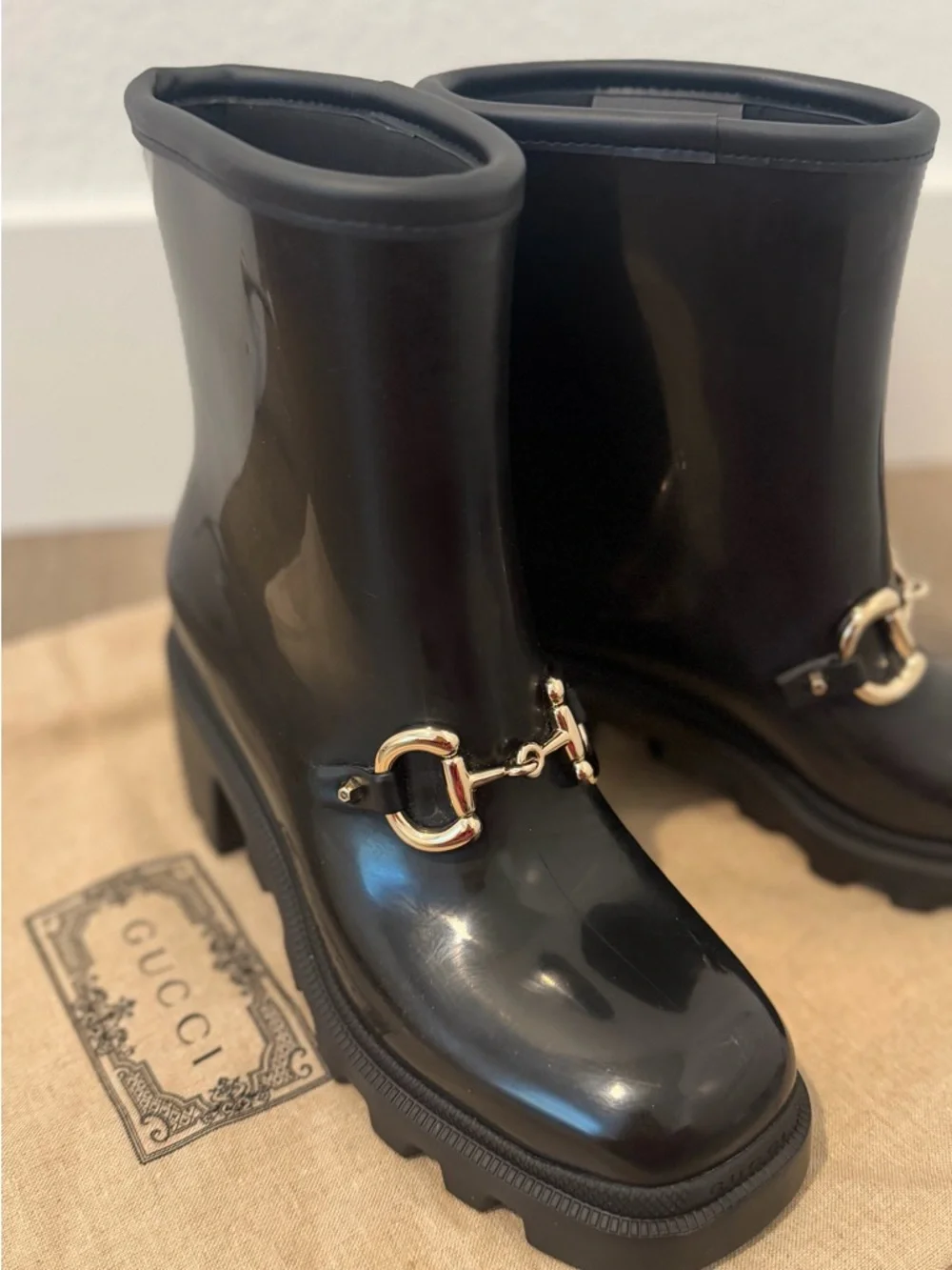 Gucci Black Glossy Rubber Horsebit Chunky Ankle Boots - Picture 2 of 5